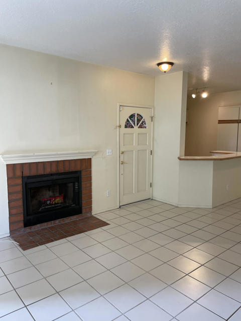 1 Bed Home for Sale in Thousand Oaks, California