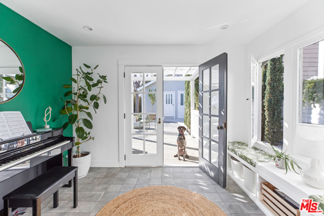 3 Bed Home for Sale in Los Angeles, California
