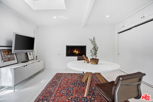 3 Bed Home for Sale in Venice, California