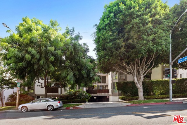 1 Bed Home for Sale in West Hollywood, California