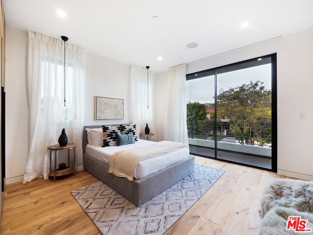 4 Bed Home for Sale in Los Angeles, California