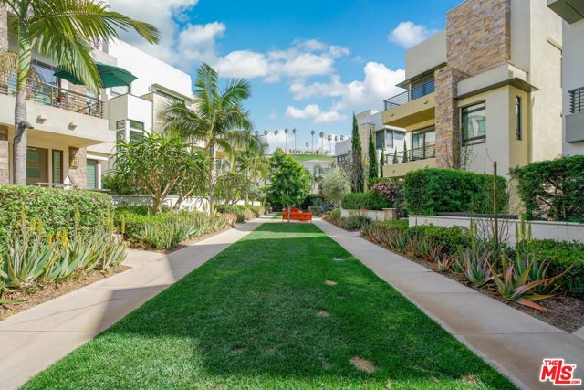 3 Bed Home for Sale in Playa Vista, California