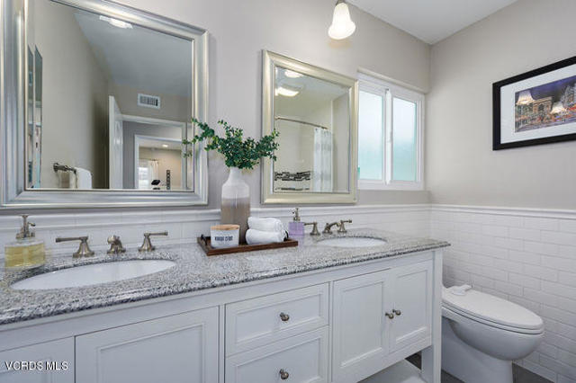 5 Bed Home for Sale in Newbury Park, California