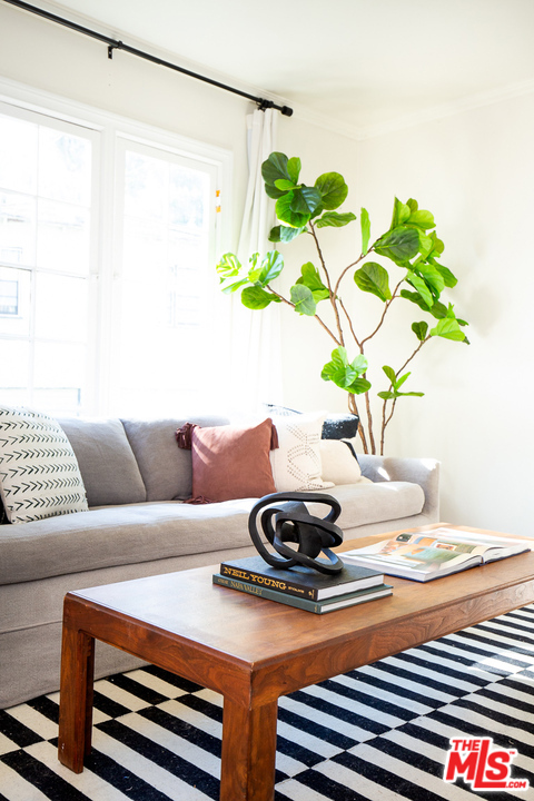 3 Bed Home for Sale in Los Angeles, California