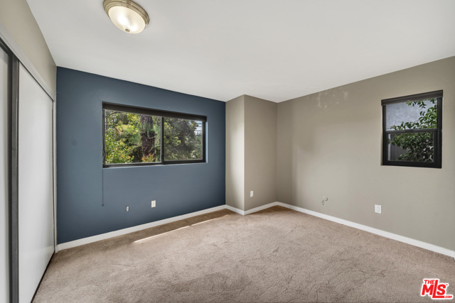 2 Bed Home for Sale in Van Nuys, California