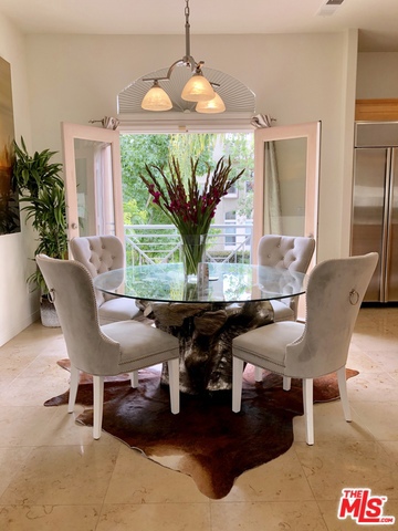 3 Bed Home for Sale in Los Angeles, California
