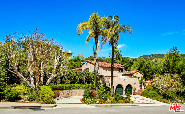 Photo of 17447 CAMINO DE YATASTO, Pacific Palisades, CA 90272