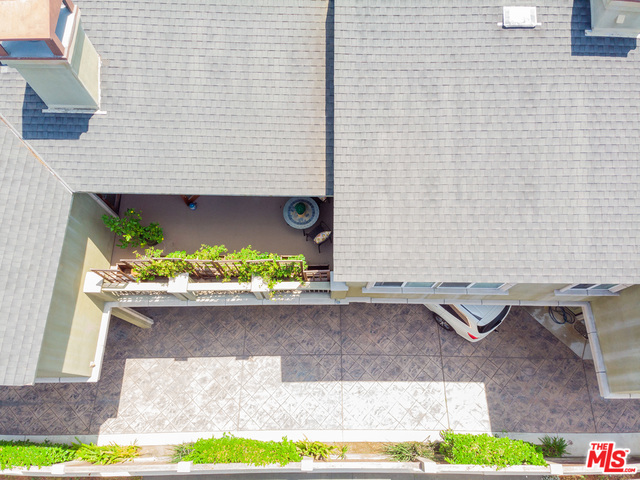 2417 CARNEGIE Lane, Redondo Beach, California 90278, 4 Bedrooms Bedrooms, ,3 BathroomsBathrooms,Residential,Sold,CARNEGIE,19491110
