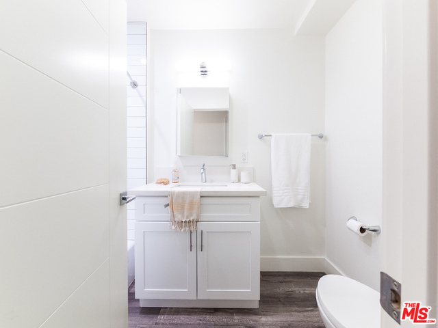 Income Home for Sale in Echo Park, California