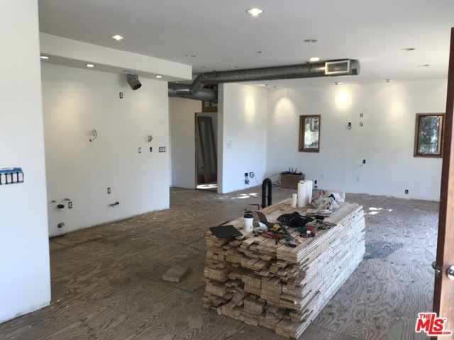 3 Bed Home for Sale in Studio City, California