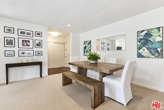 1 Bed Home for Sale in Los Angeles, California