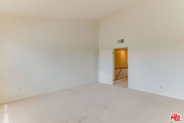 3 Bed Home for Sale in Granada Hills, California