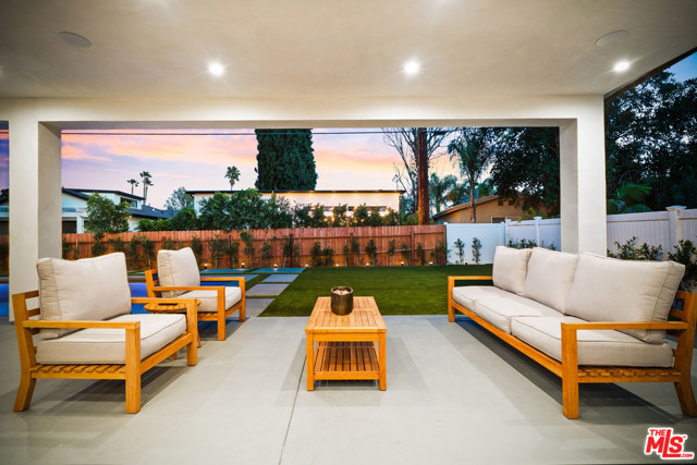 4 Bed Home for Sale in Encino, California