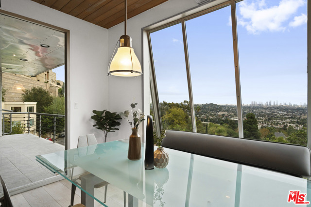 2 Bed Home for Sale in Los Angeles, California
