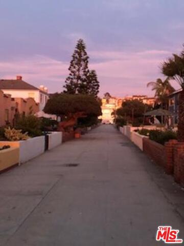 84 17TH Street, Hermosa Beach, California 90254, ,Residential Income,Sold,17TH,19474576