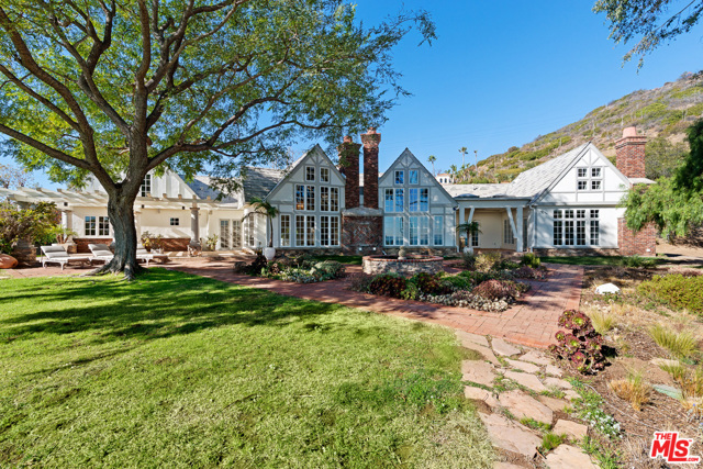 4 Bed Home for Sale in Malibu, California