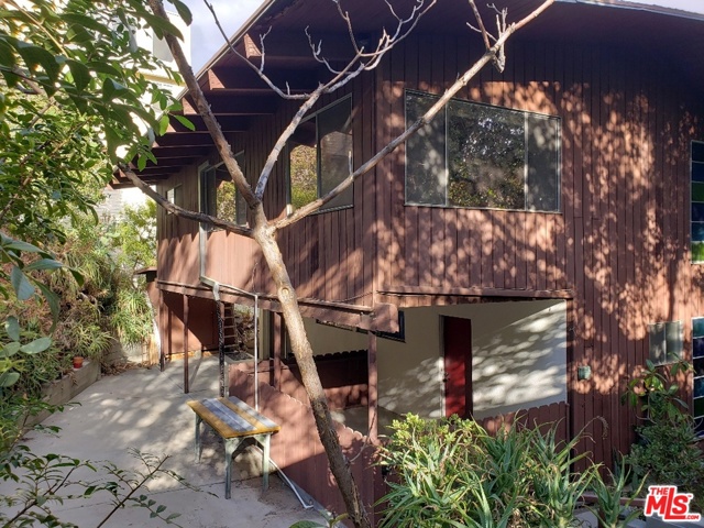 3 Bed Home for Sale in Sherman Oaks, California