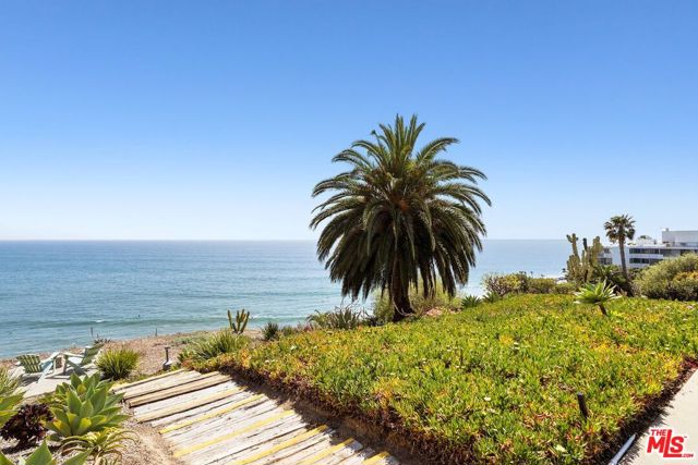 2 Bed Home for Sale in Pacific Palisades, California