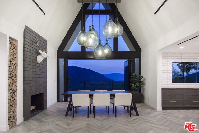4 Bed Home for Sale in Calabasas, California