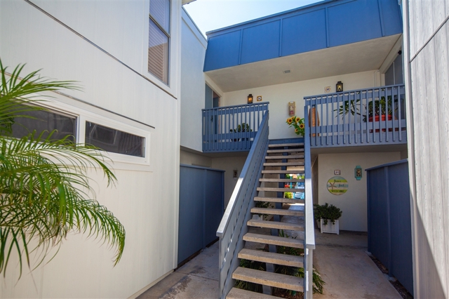 94 Antigua Court