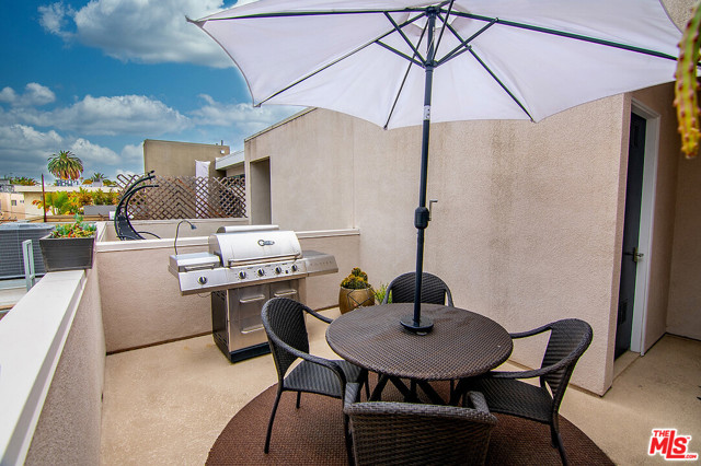 3 Bed Home for Sale in Los Angeles, California