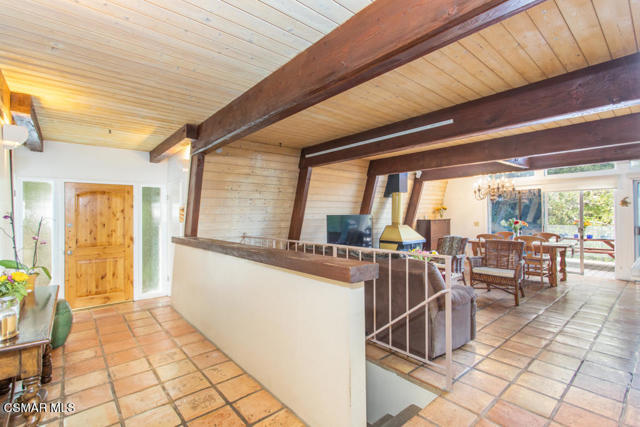 2 Bed Home for Sale in Calabasas, California