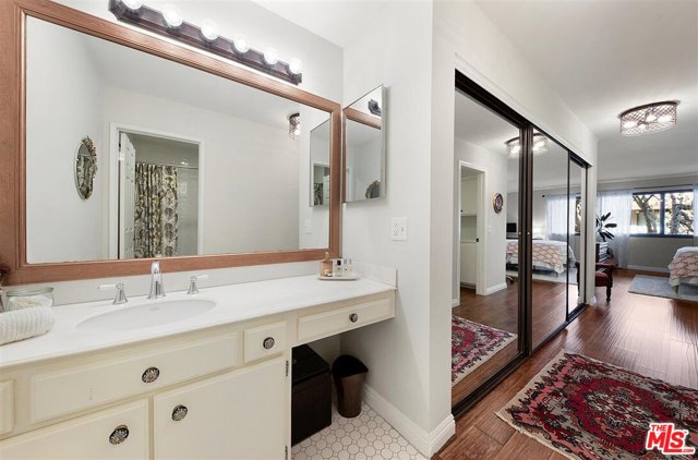 2 Bed Home for Sale in Playa del Rey, California