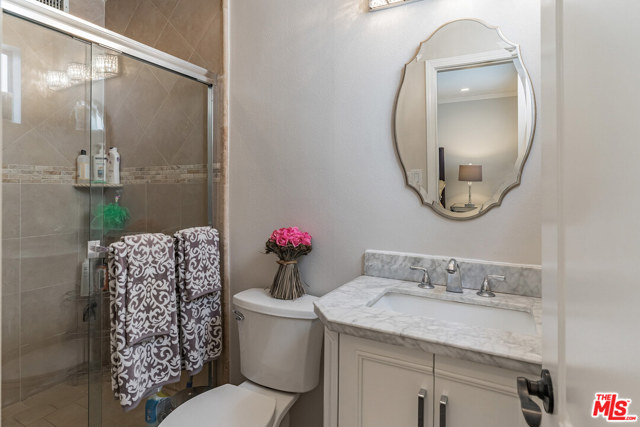 2 Bed Home for Sale in Sherman Oaks, California