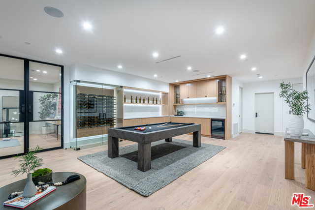 6 Bed Home for Sale in Pacific Palisades, California