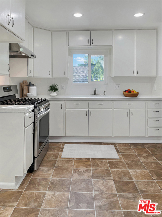 3 Bed Home for Sale in Culver City, California