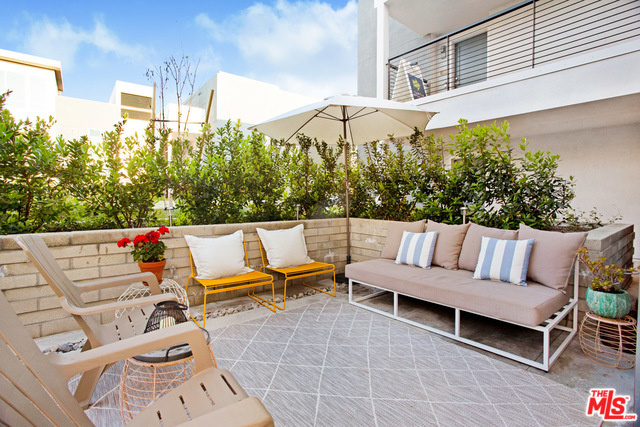 1920 Pacific Coast Highway, Redondo Beach, California 90277, 2 Bedrooms Bedrooms, ,2 BathroomsBathrooms,Residential,Sold,Pacific Coast Highway,20571704