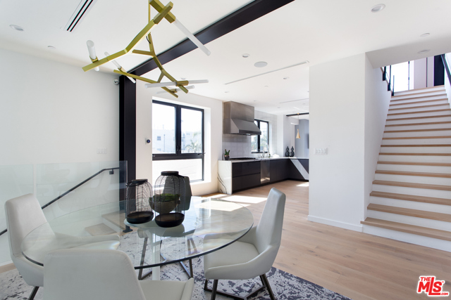 3 Bed Home for Sale in Venice, California