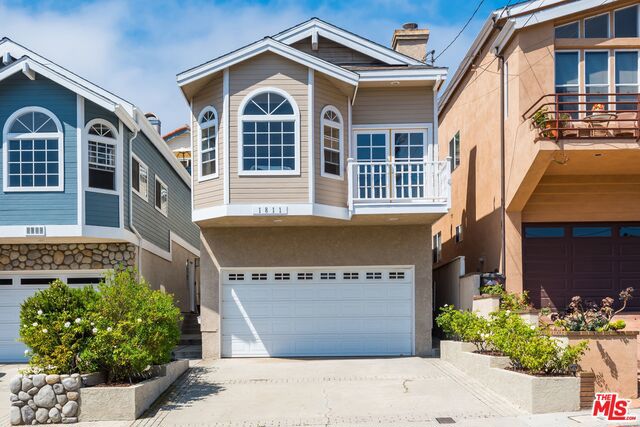 1811 GOODMAN Avenue, Redondo Beach, California 90278, 3 Bedrooms Bedrooms, ,2 BathroomsBathrooms,Residential,Sold,GOODMAN,19496704