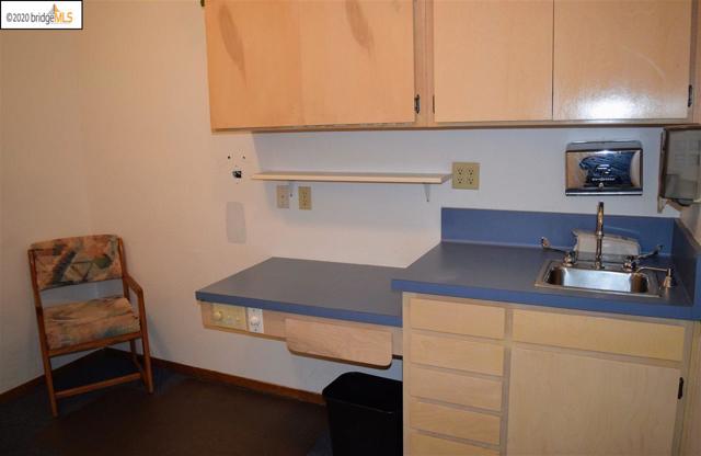 Gladstone Drive #4, ,Commercial Rent,For Sale,Gladstone Drive #4,40918305