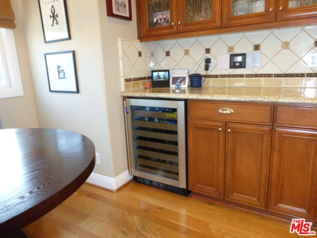 548 21ST Street, Hermosa Beach, California 90254, 5 Bedrooms Bedrooms, ,4 BathroomsBathrooms,Residential,Sold,21ST,18407334