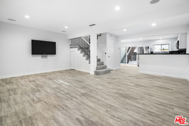 3 Bed Home for Sale in Sherman Oaks, California