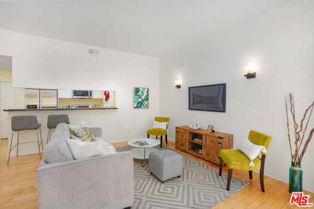 3 Bed Home for Sale in Venice, California