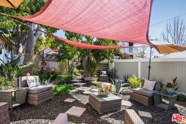 2 Bed Home for Sale in El Segundo, California