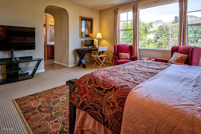 5 Bed Home for Sale in Newbury Park, California