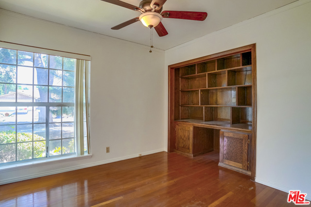 3 Bed Home for Sale in Granada Hills, California