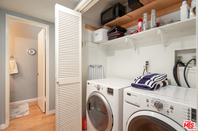 2000 VOORHEES Avenue, Redondo Beach, California 90278, 3 Bedrooms Bedrooms, ,3 BathroomsBathrooms,Residential,Sold,VOORHEES,18334284