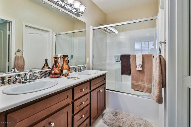 2 Bed Home for Sale in Thousand Oaks, California