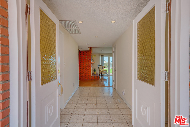 30945 RUE VALOIS, Rancho Palos Verdes, California 90275, 4 Bedrooms Bedrooms, ,3 BathroomsBathrooms,Residential,Sold,RUE VALOIS,20539622