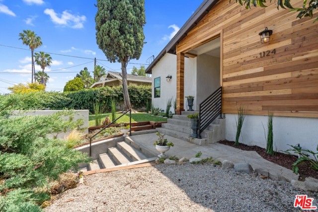 4 Bed Home for Sale in Los Angeles, California