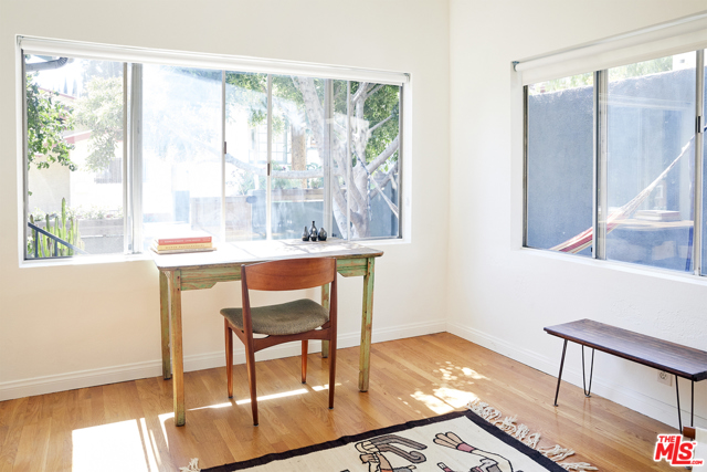 2 Bed Home for Sale in Los Angeles, California