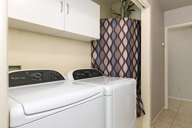 Full sized interior washer & dryer