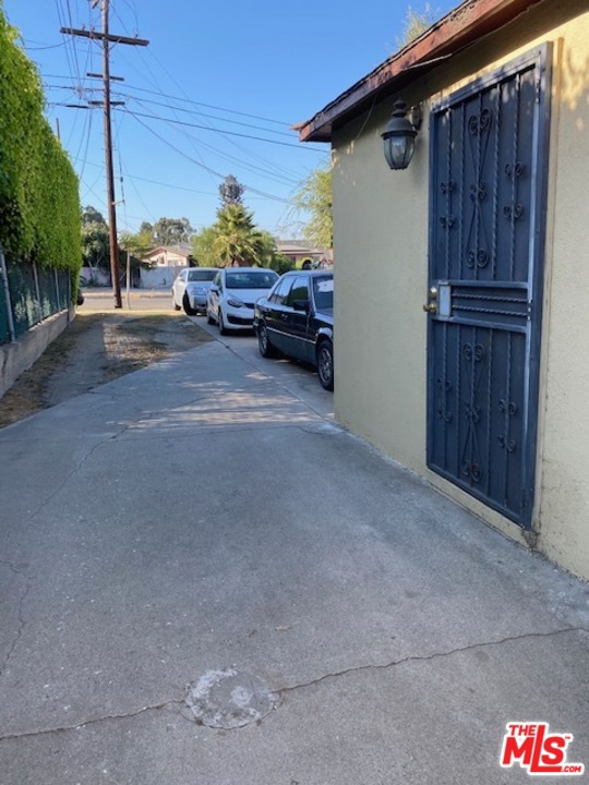  Income Home for Sale in Los Angeles, California