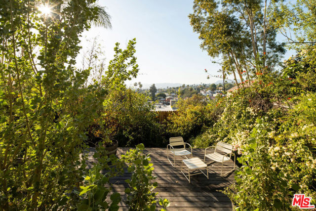 2 Bed Home for Sale in Los Angeles, California