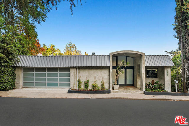 3 Bed Home for Sale in Los Angeles, California
