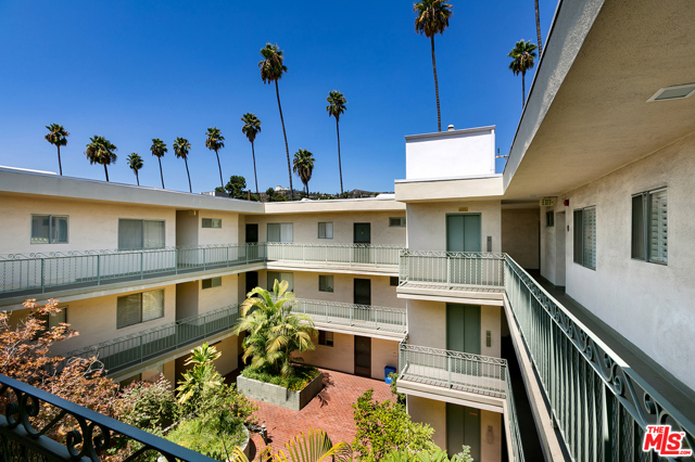 3 Bed Home for Sale in Los Angeles, California